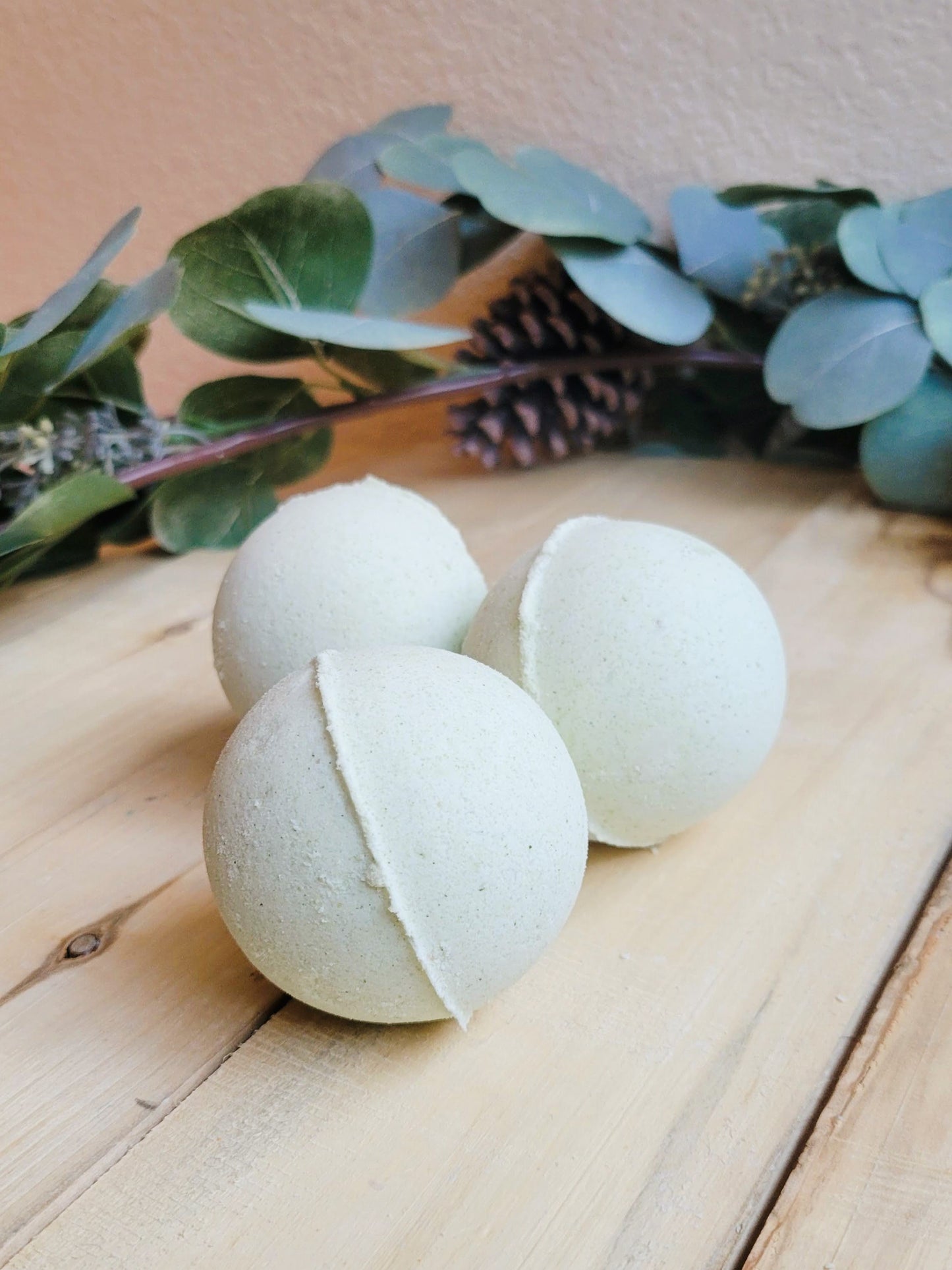 Peppermint essential oil bath bomb