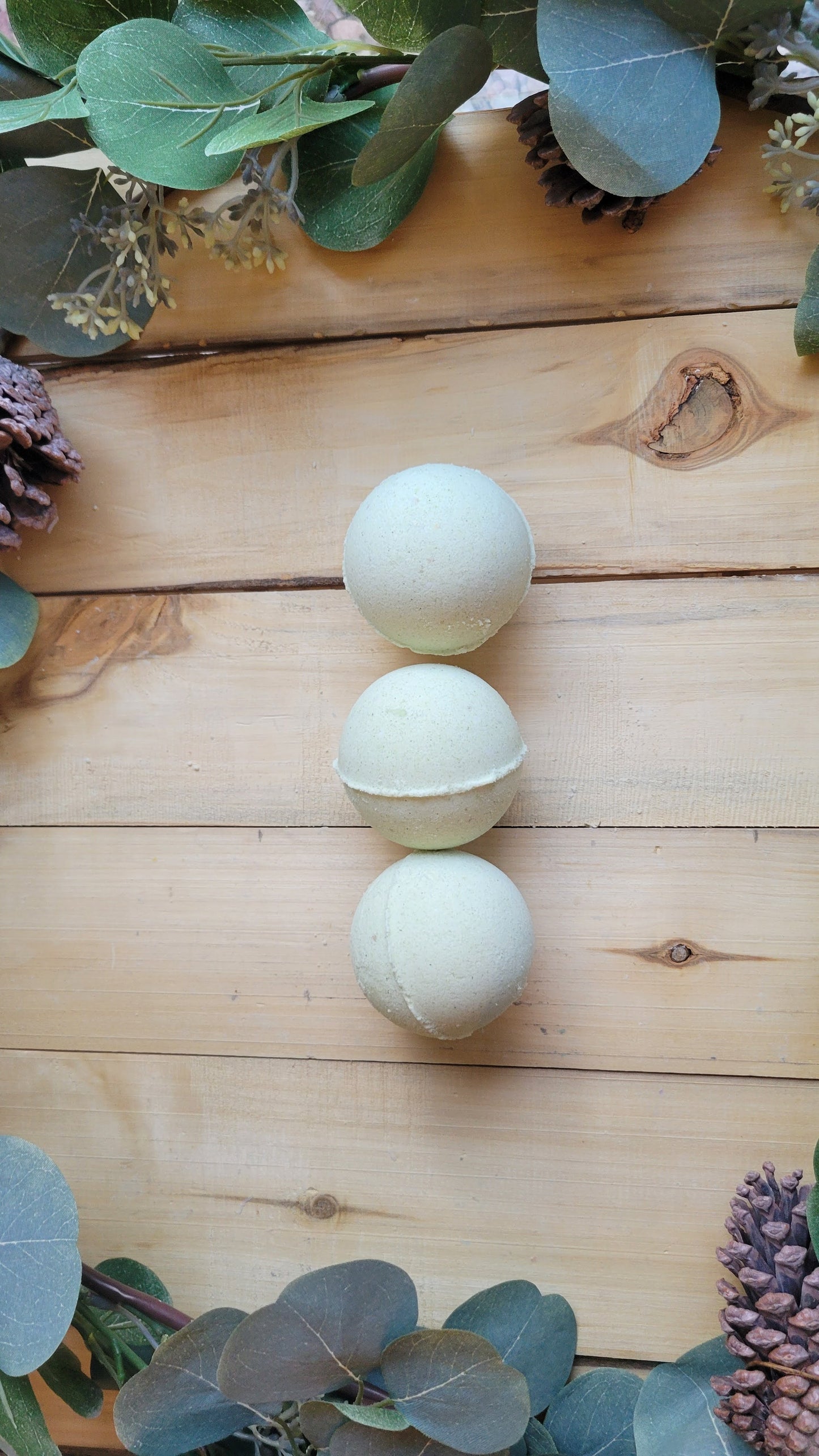 Peppermint essential oil bath bomb