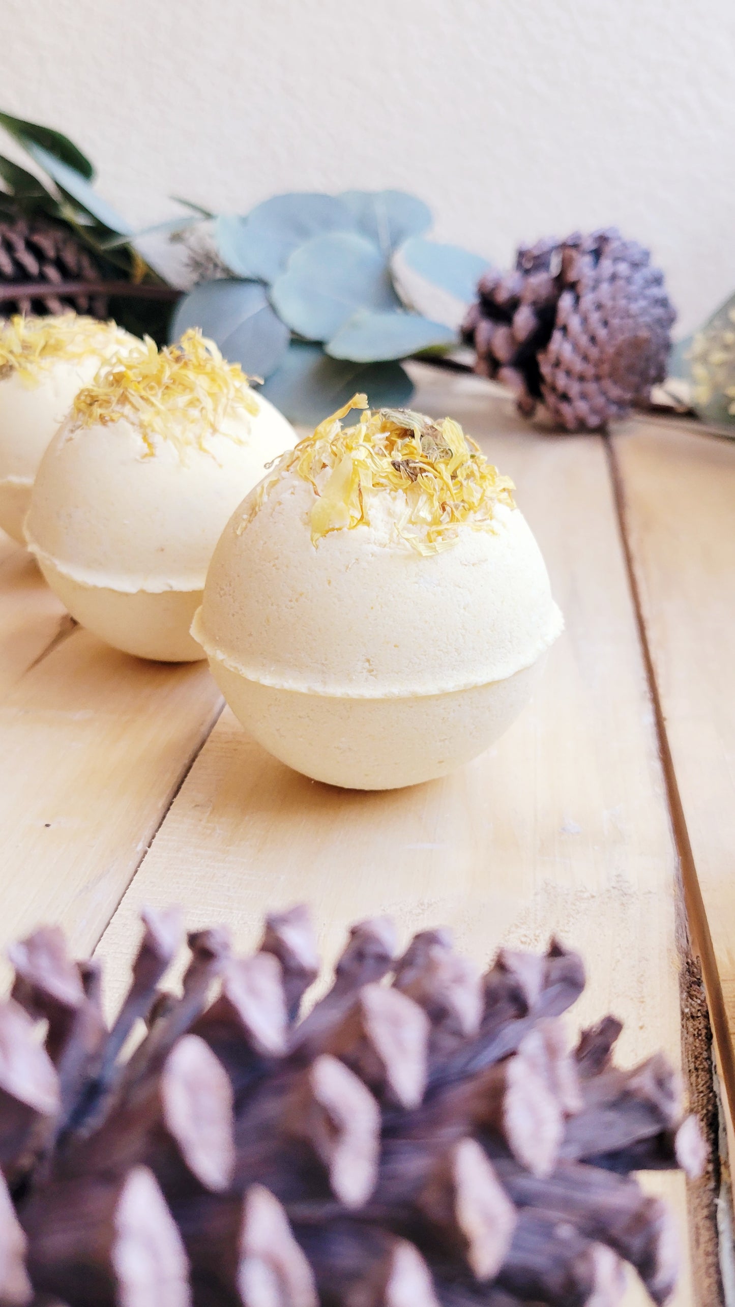Lemongrass Calendula Essential Oil Bath Bomb