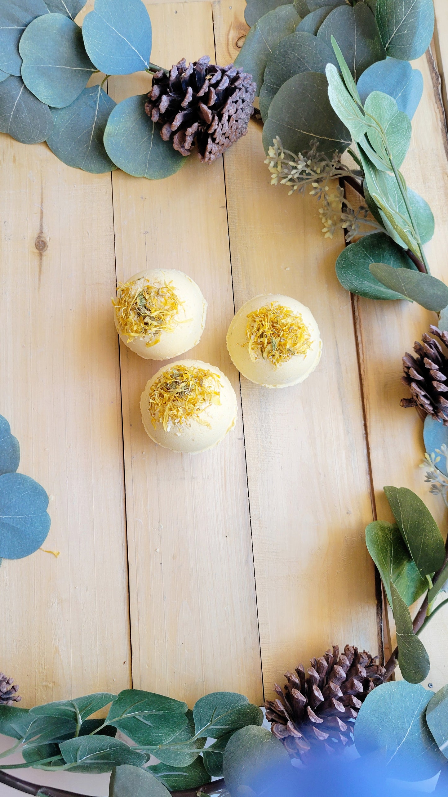Lemongrass Calendula Essential Oil Bath Bomb