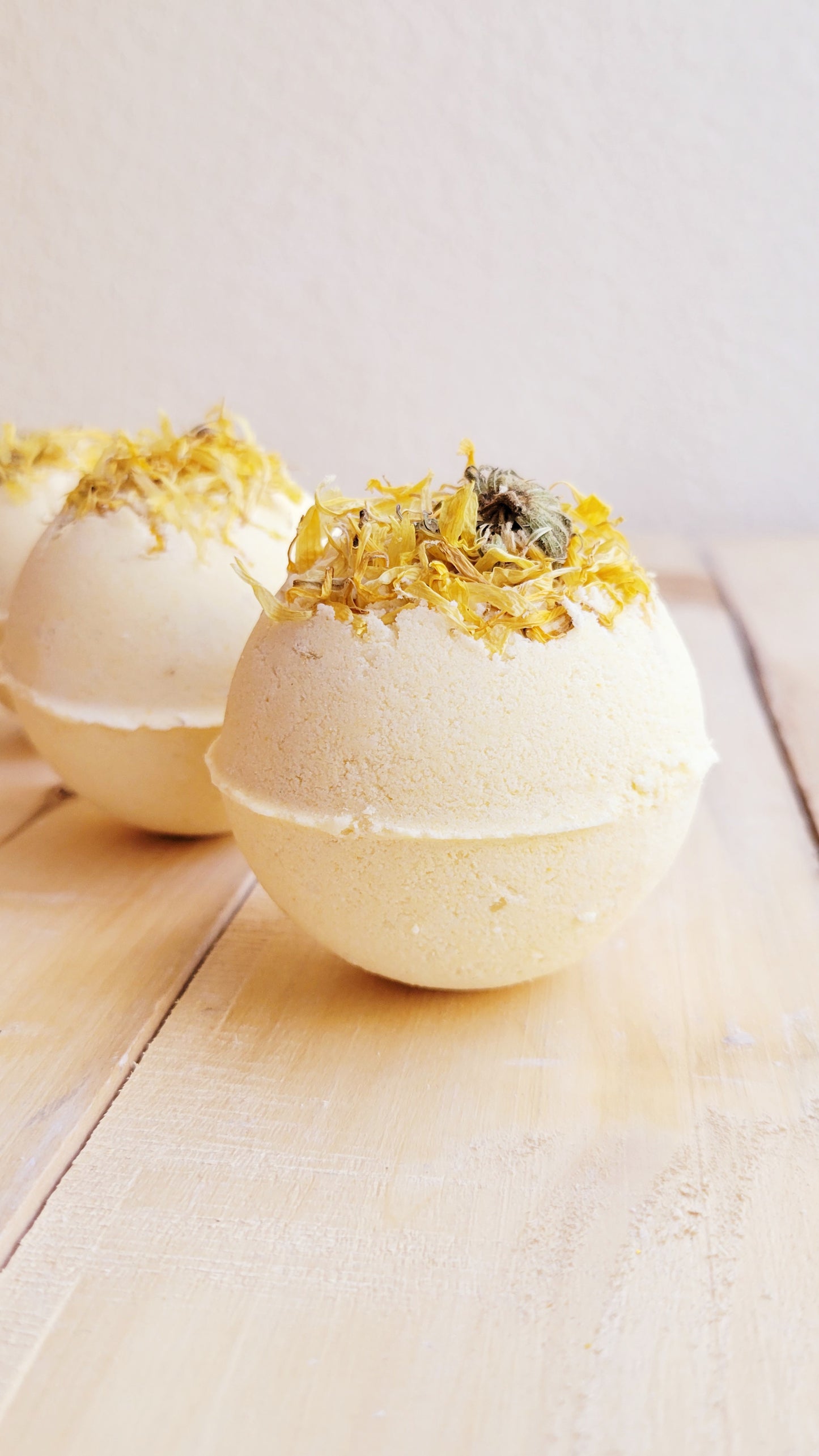 Lemongrass Calendula Essential Oil Bath Bomb